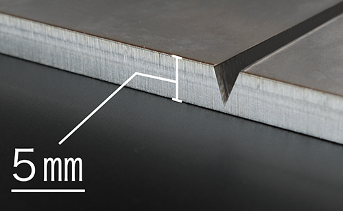 5mmの厚さのステンレス板も加工可能